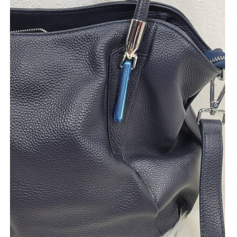 Heshe Genuine Black Leather Handbag With Detachable Strap - Picture 3 of 8